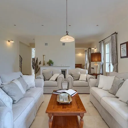 Casa de Férias Terrarossa Kastelir