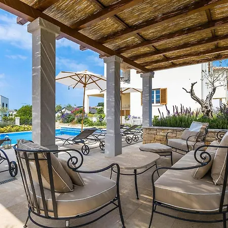 Casa de Férias Terrarossa Kastelir