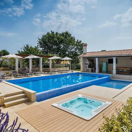 Terrarossa Kastelir * Poreč