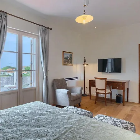 Terrarossa Kastelir Porec