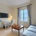 Terrarossa Kastelir Feriehus *