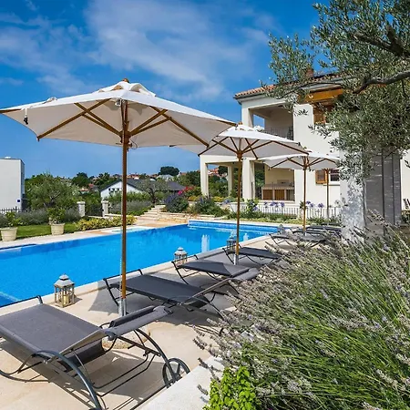 Terrarossa Kastelir Feriehus Poreč